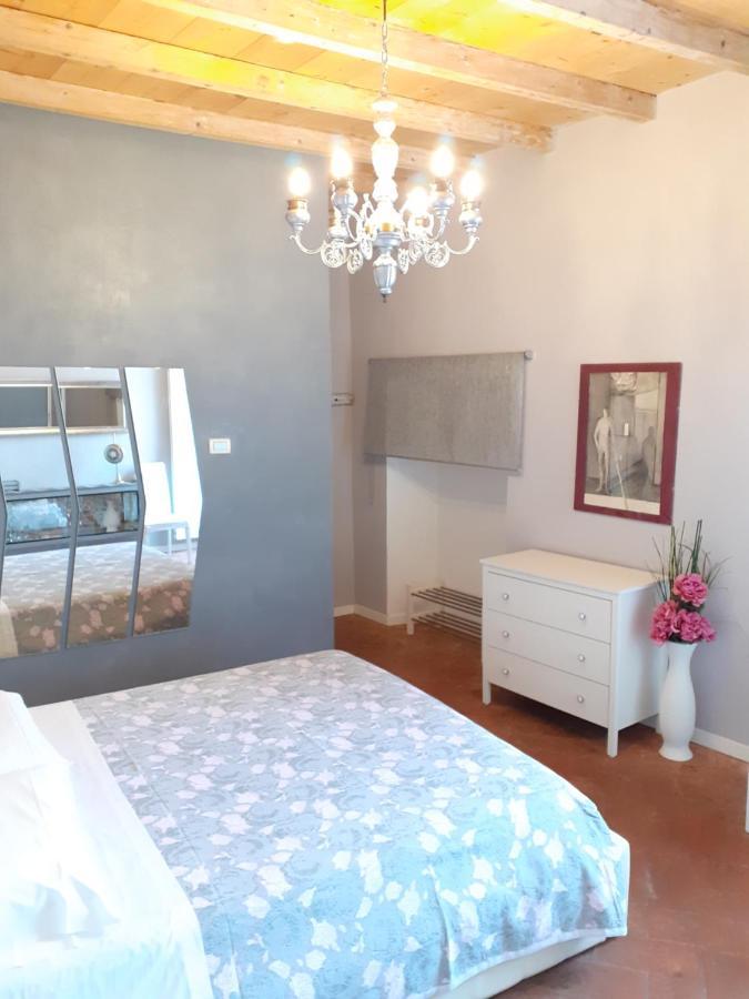 Paderno Franciacorta Vicolo Del Nido B&B מראה חיצוני תמונה